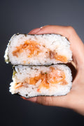 Onigiri_de_Salmón_Cantón_Tokyo_Market_1