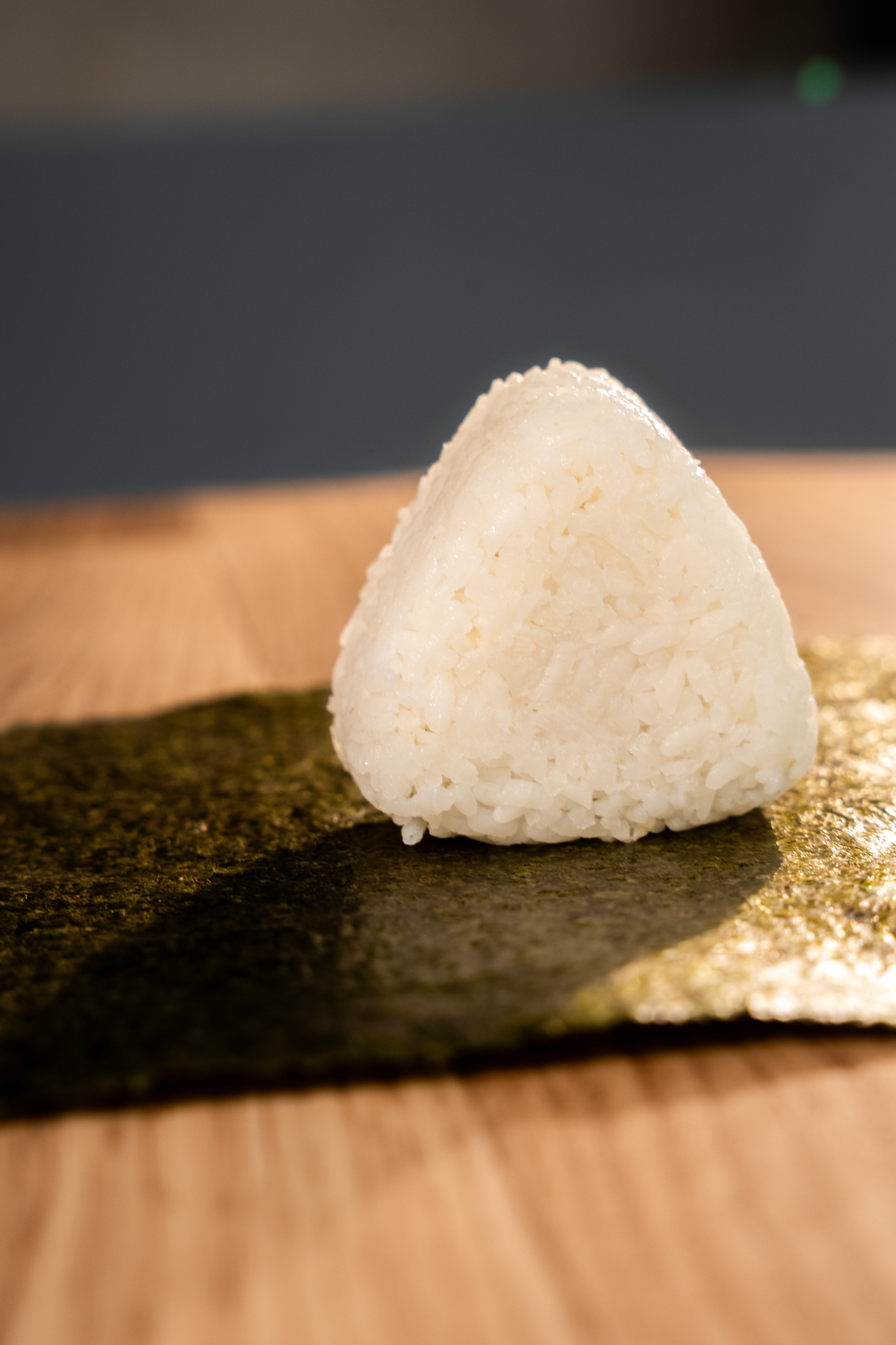 Onigiri_de_Salmón_Cantón_Tokyo_Market_4